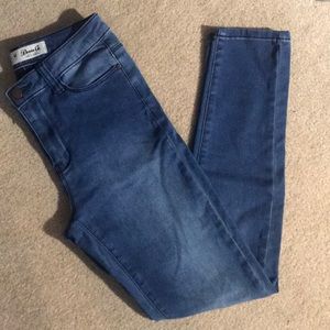 Blue jeggings